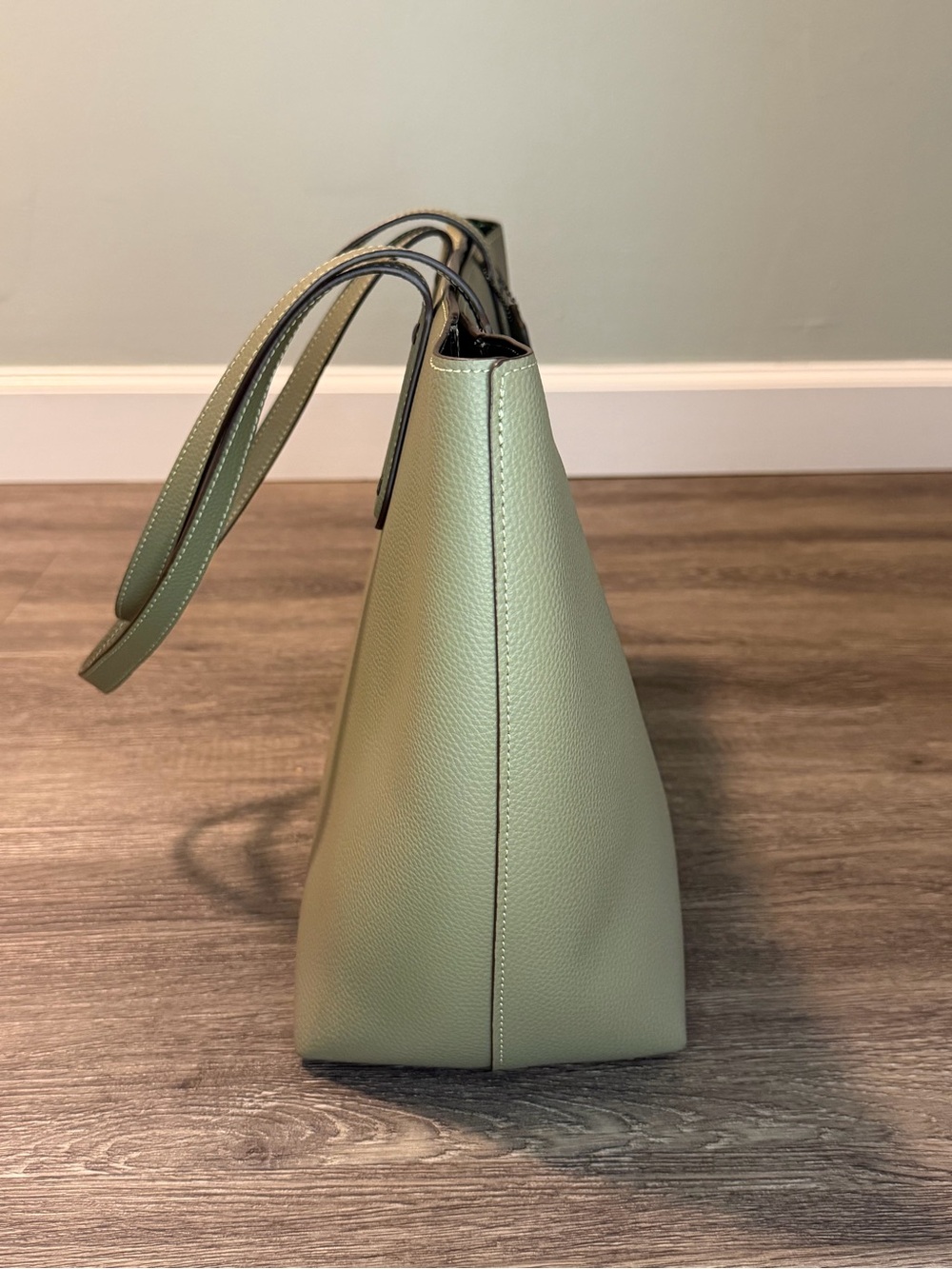 Coach Central Tote with Zip - Picture 5 of 15